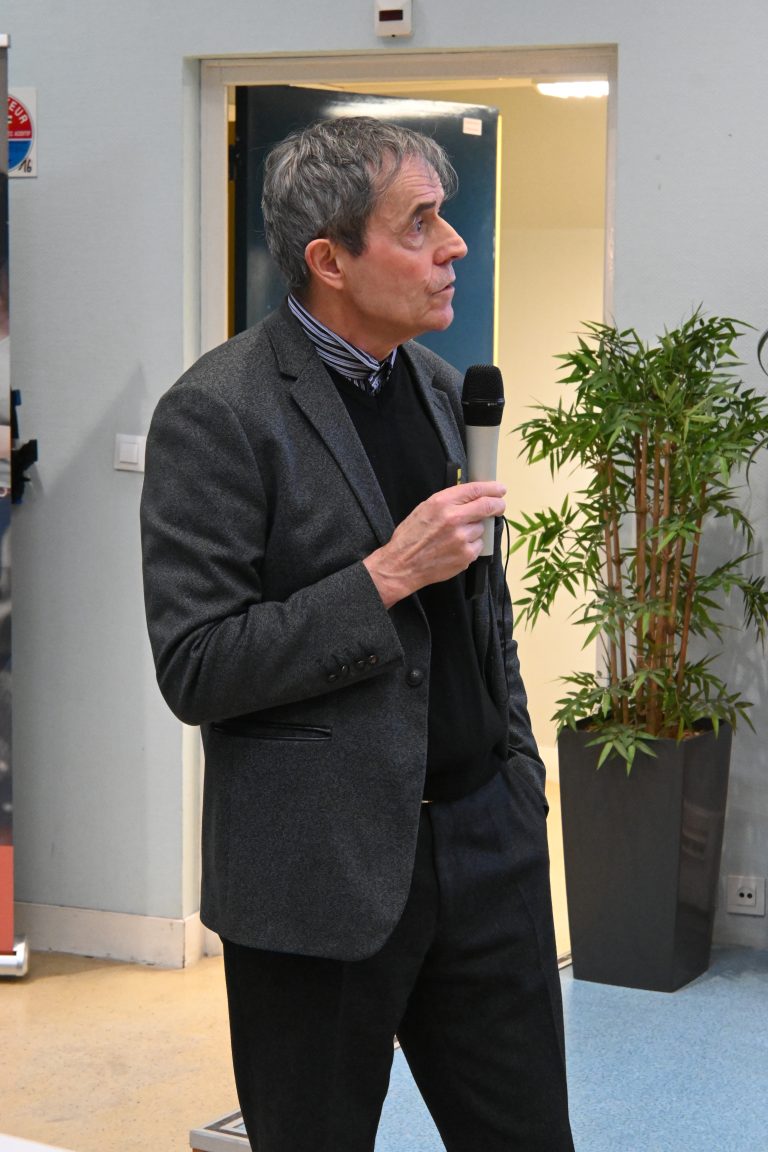 Jean-Marie Tarascon a lui ensuite recentré les échanges sur une technologie plus spécifique, les batteries, qui sont le cœur battant des nouvelles mobilités.