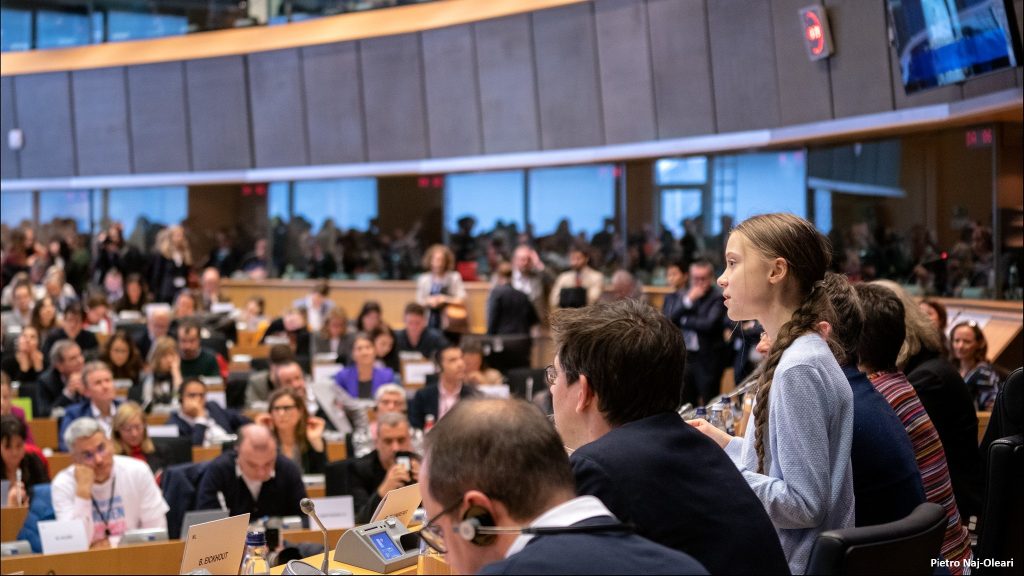 Greta Thunberg urges MEPs to show climate leadership